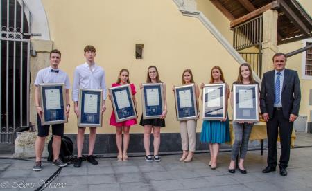 Kristalni grbi Občine Laško